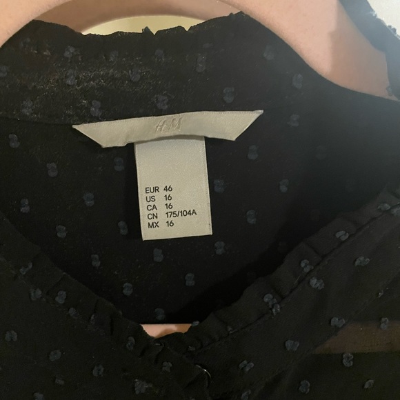 H&M Blouse with a frilled collar size 16 - Picture 7 of 9
